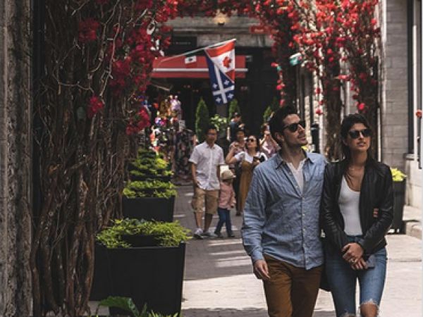 ویزای توریستی کانادا